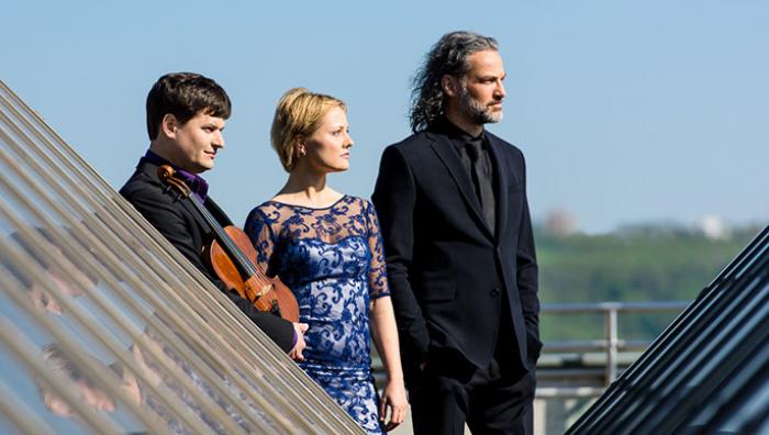 eben trio