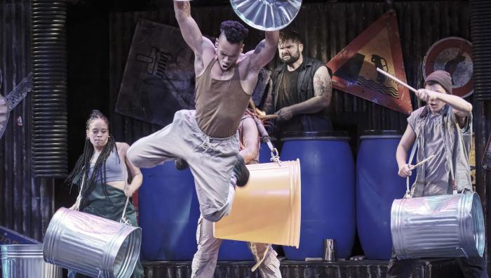 STOMP